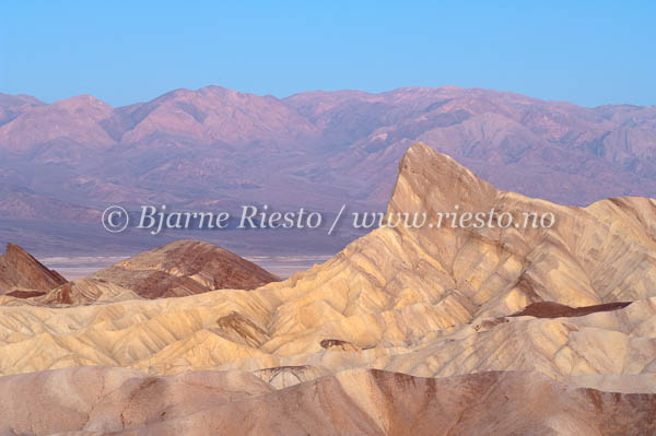 Colorful light before sunrise / Death valley, California